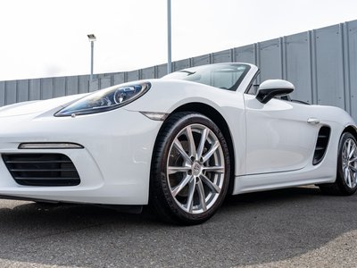 2017 Porsche 718 photo 5