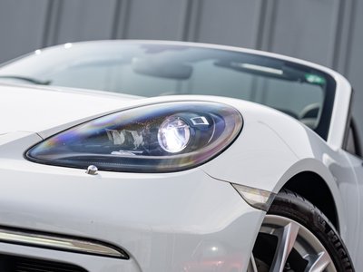 2017 Porsche 718 thumbnail 34