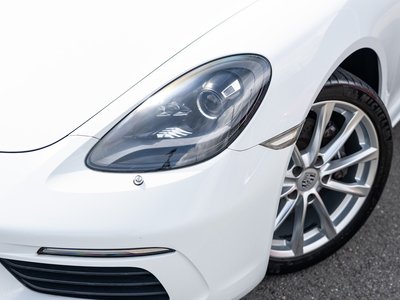2017 Porsche 718 photo 9