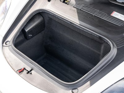 2017 Porsche 718 thumbnail 35