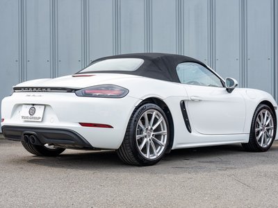 2017 Porsche 718 thumbnail 49