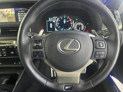 2016 Lexus GS F — фото 20