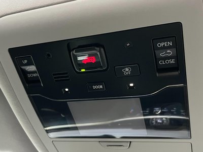 2016 Lexus LX thumbnail 71