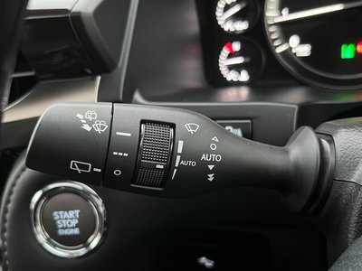 2016 Lexus LX thumbnail 75