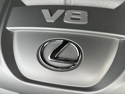 2016 Lexus LX thumbnail 39