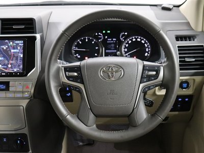 2023 Toyota LAND CRUISER PRADO — фото 9