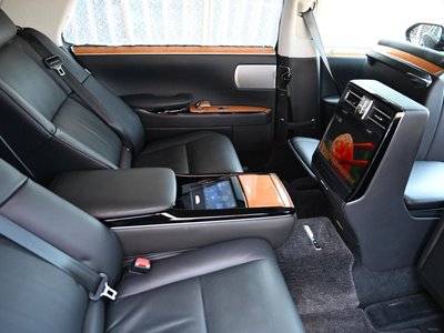 2020 Toyota CENTURY thumbnail 20