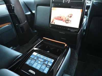 2020 Toyota CENTURY thumbnail 18