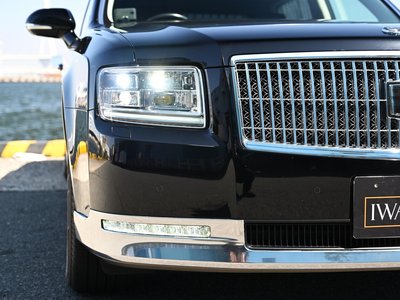 2020 Toyota CENTURY thumbnail 32