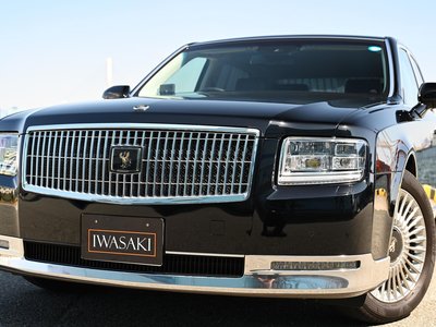صورة 1 لـ 2020 Toyota CENTURY