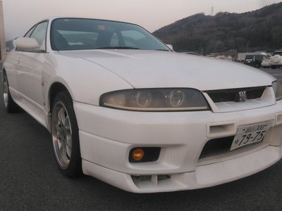 1996 Nissan SKYLINE GT-R — фото 1