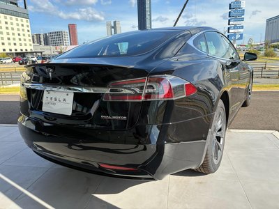 2020 Tesla MODEL S 缩略图 8