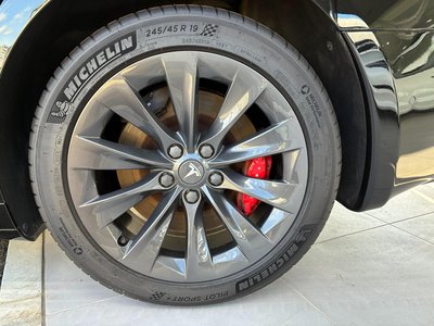 2020 Tesla MODEL S 缩略图 14