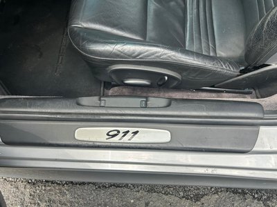 2004 Porsche 911 thumbnail 23