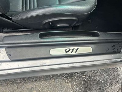 2004 Porsche 911 thumbnail 38