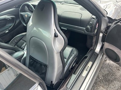 2004 Porsche 911 thumbnail 36
