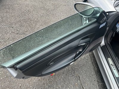 2004 Porsche 911 thumbnail 19