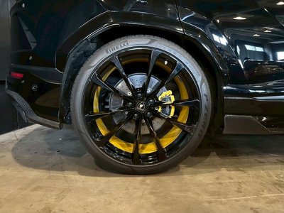 2019 Lamborghini URUS 照片 18