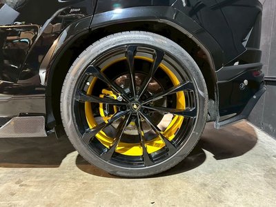 2019 Lamborghini URUS 照片 20