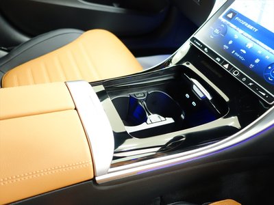 2025 Mercedes-BENZ C-CLASS thumbnail 25