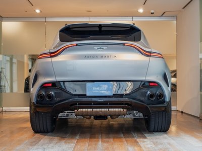 2026 Aston Martin DBX photo 10