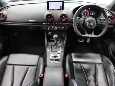 صورة 4 لـ 2018 AUDI RS3 SPORTBACK
