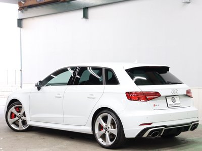 صورة 17 لـ 2018 AUDI RS3 SPORTBACK