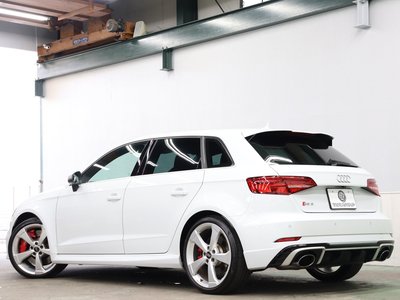 صورة 5 لـ 2018 AUDI RS3 SPORTBACK