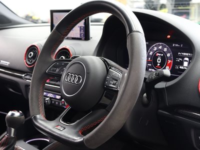 صورة 29 لـ 2018 AUDI RS3 SPORTBACK
