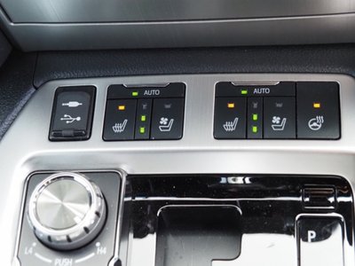2020 Toyota LAND CRUISER 200 — фото 57