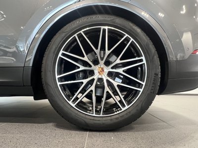 2025 Porsche CAYENNE 缩略图 4