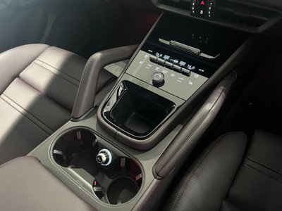 2025 Porsche CAYENNE 缩略图 16