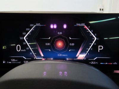 صورة 13 لـ 2025 BMW 5 SERIES