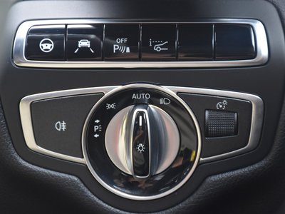 صورة 32 لـ 2015 Mercedes-BENZ C-CLASS AMG
