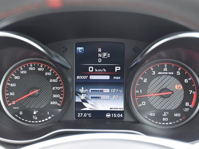 صورة 15 لـ 2015 Mercedes-BENZ C-CLASS AMG
