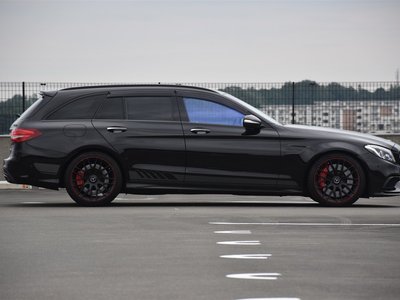 صورة 44 لـ 2015 Mercedes-BENZ C-CLASS AMG