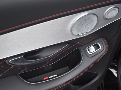 صورة 27 لـ 2015 Mercedes-BENZ C-CLASS AMG