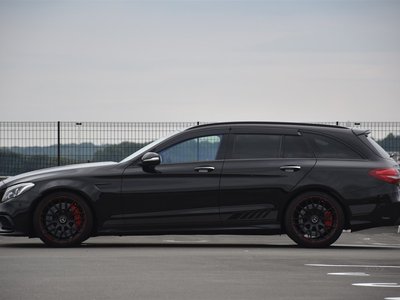 صورة 4 لـ 2015 Mercedes-BENZ C-CLASS AMG