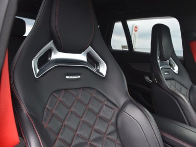 صورة 16 لـ 2015 Mercedes-BENZ C-CLASS AMG