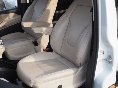 2020 Mercedes-BENZ V-CLASS thumbnail 36