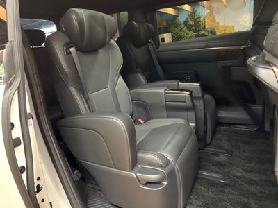 2024 Toyota ALPHARD 照片 9