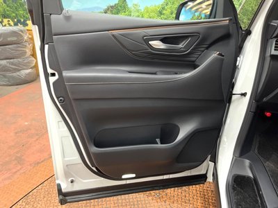 2024 Toyota ALPHARD 照片 25