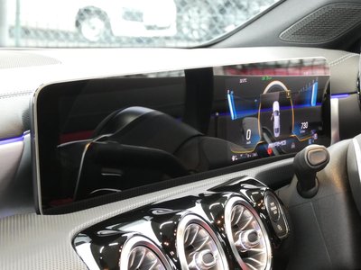 صورة 10 لـ 2020 Mercedes-BENZ CLA AMG