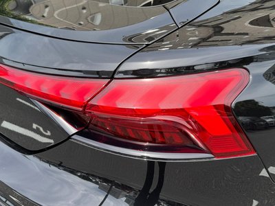صورة 15 لـ 2023 AUDI E-TRON GT QUATTRO