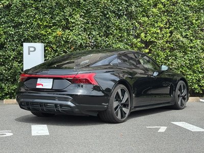 صورة 5 لـ 2023 AUDI E-TRON GT QUATTRO