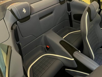 صورة 14 لـ 2024 Ferrari ROMA SPIDER