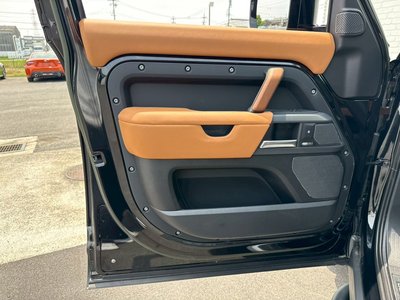 صورة 66 لـ 2023 LAND Rover DEFENDER