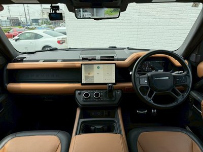 صورة 2 لـ 2023 LAND Rover DEFENDER