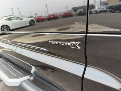 صورة 17 لـ 2023 LAND Rover DEFENDER
