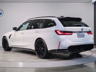 2025 BMW M3 TOURING photo 9